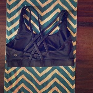 Luluelemon black crisscross sports bra